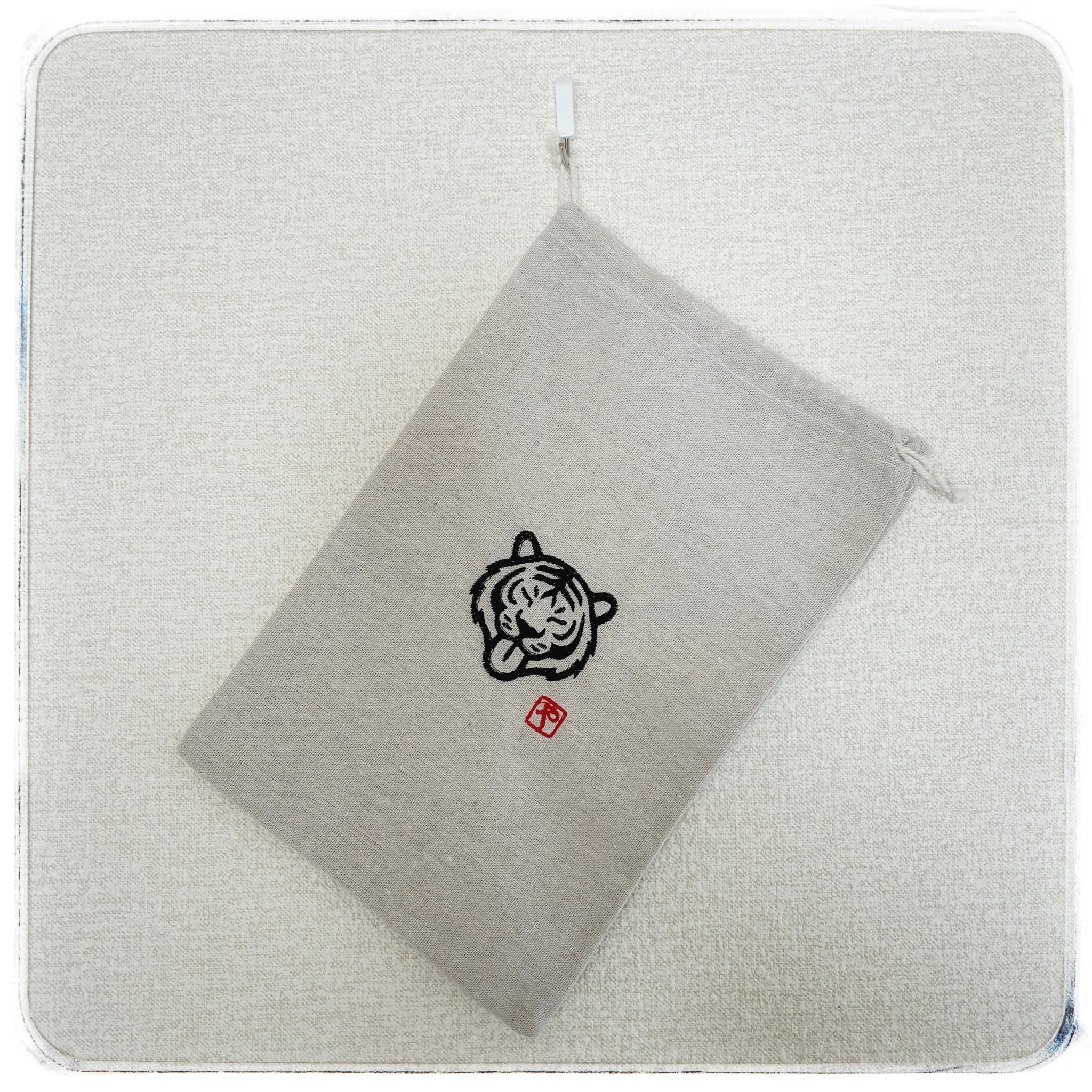虎(タイガー)のナチュラル巾着　生成りコットンの小物入れ・コスメポーチ・バッグ整理袋　名入れ可 | 3枚目